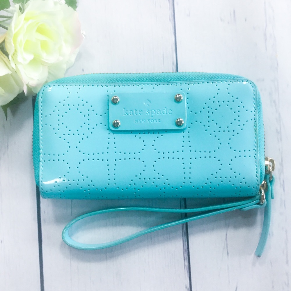 KATE SPADE PERFORATED HEART WRISTLET - Picture 2 of 6